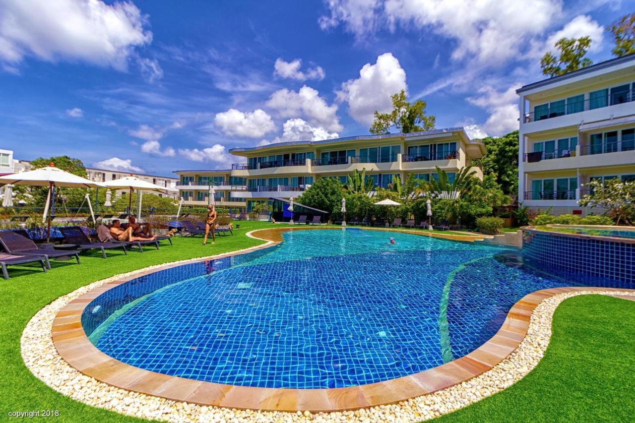 Karon Butterfly Kata Hill Condo By The Sea Ban Karon Екстер'єр фото