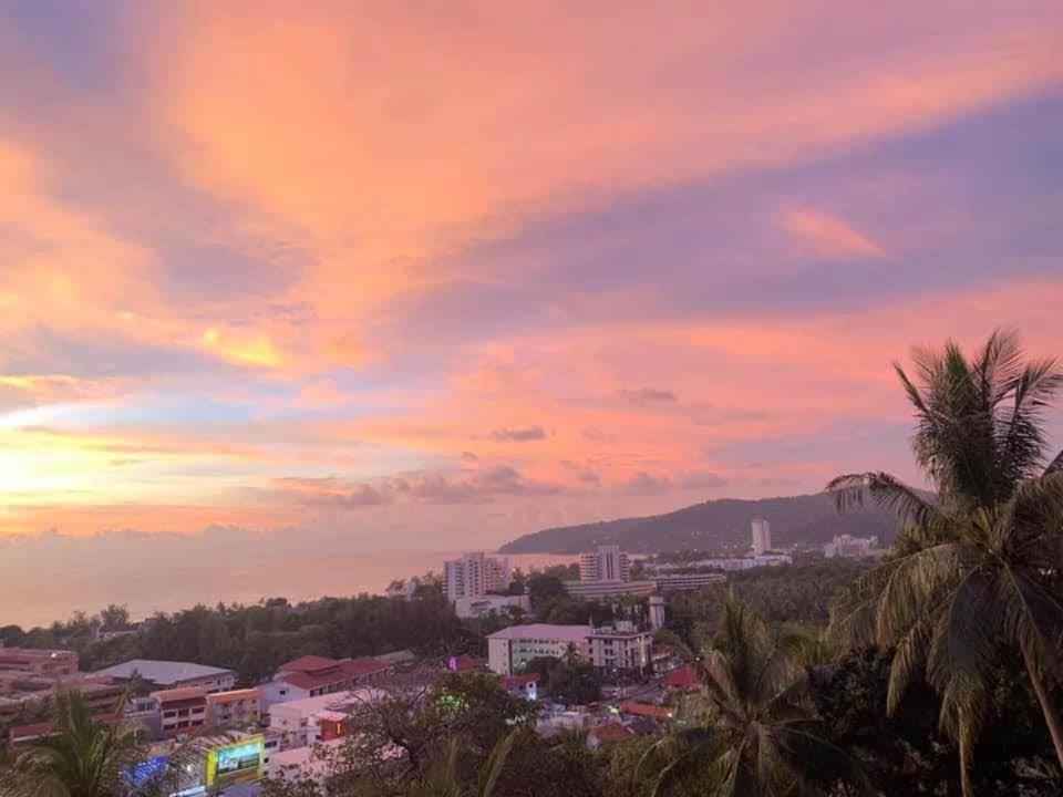 Karon Butterfly Kata Hill Condo By The Sea Ban Karon Екстер'єр фото